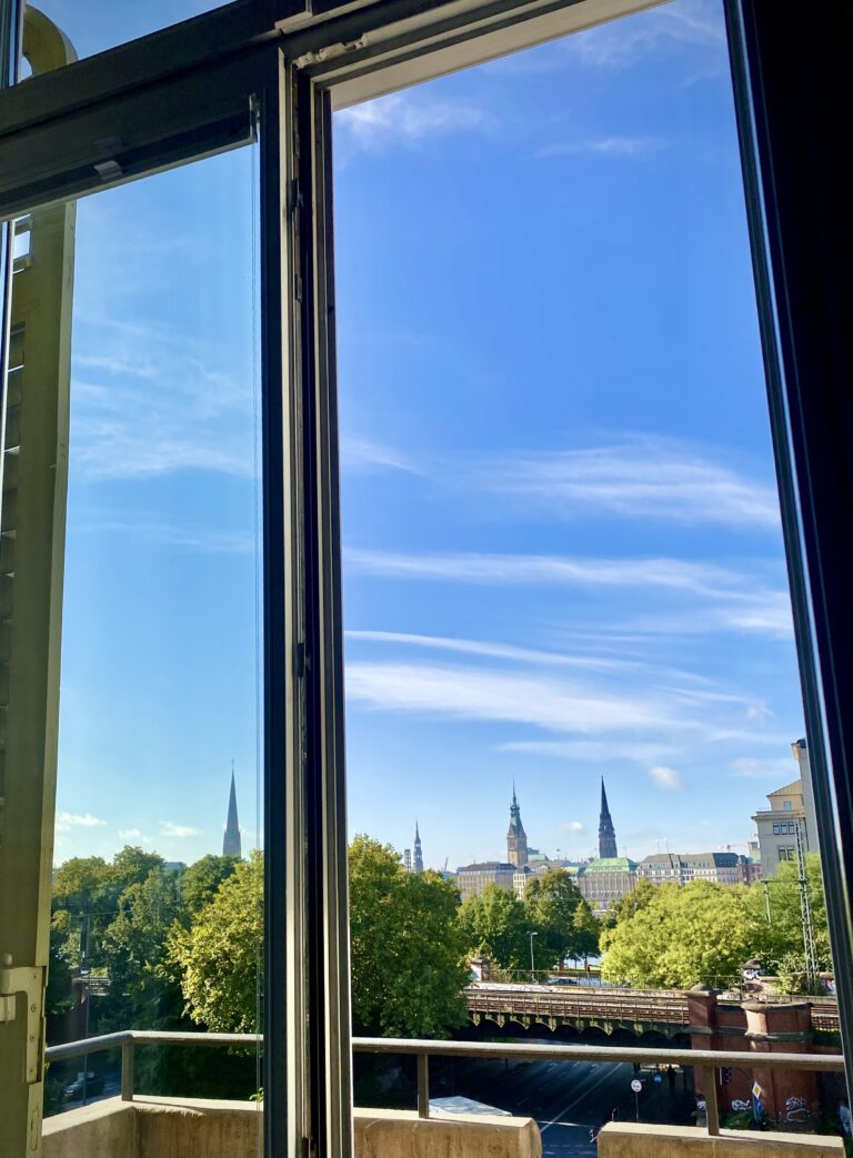 Fensterausblick ansehen